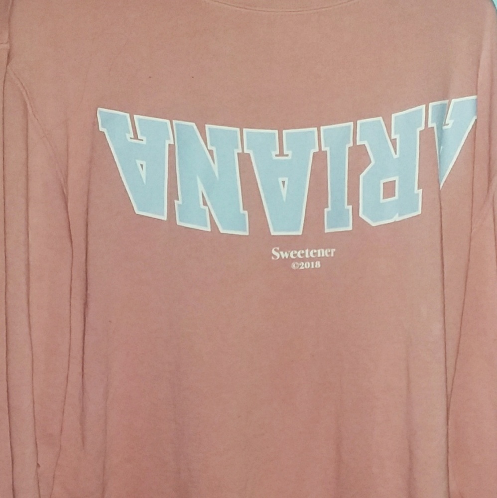 SWEETENER X NICOPANDA ARIANA CREWNECK